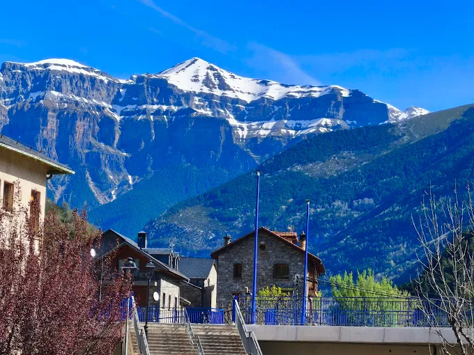 Vistas del Pirineo desde Broto
